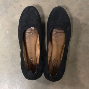 Josef Seibel.  Size 41.  Black.